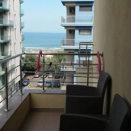 Apartment Garsoniera Bibi Nord Mamaia
